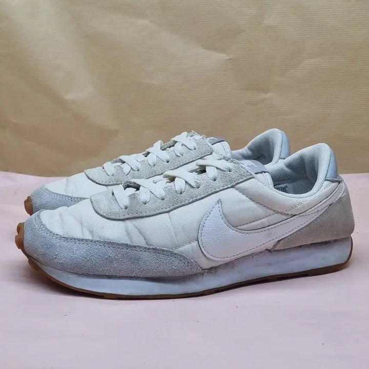 [BUNJANG] Nike Daybreak Summit White Sneakers 250 / 나이키 데이브레이크 서밋 화이트 운동화 250