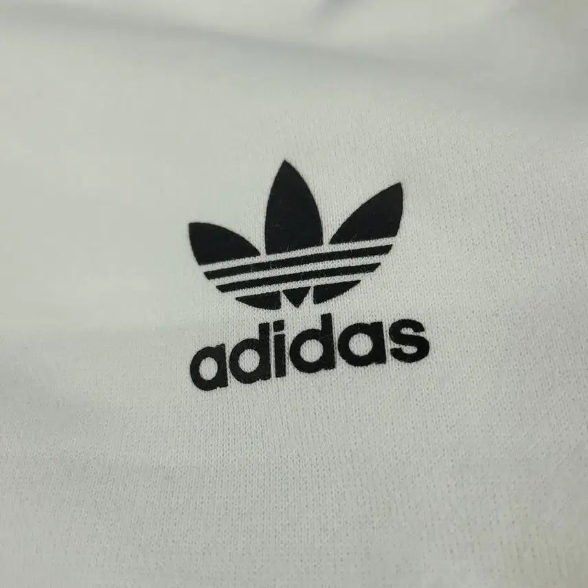 [SOLD OUT] 아디다스 화이트 블랙 배색 트레포일 로고 삼선 코튼블렌드 이너메쉬 블루종