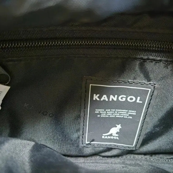[BUNJANG] Kangol Hip Sack / 캉골 힙색