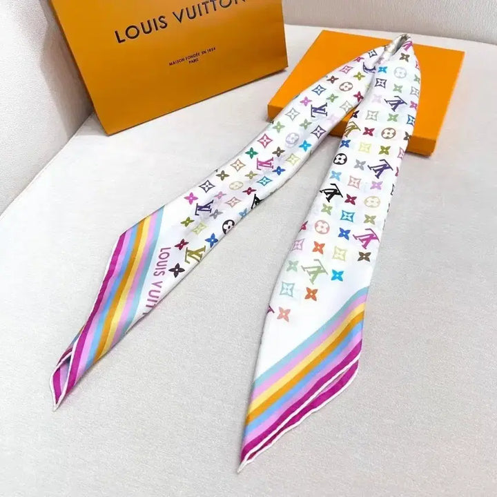 [BUNJANG] Louis Vuitton Monogram Scarf Shawl White Multicolor / 루이비통 모노그램 스카프 숄 화이트 멀티컬러