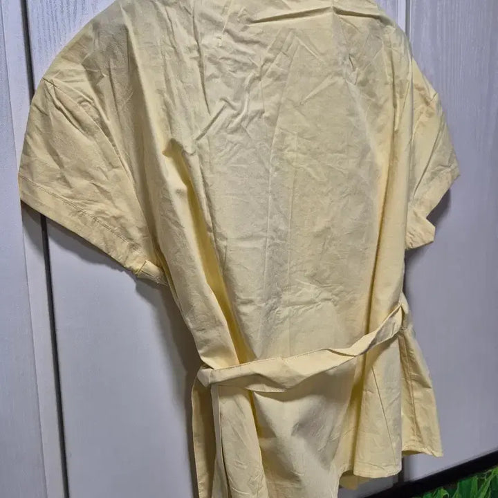 [BUNJANG] jellpe Yellow Wrap Blouse / (타임세일)(새상품)jellpe 옐로우 랩 블라우스