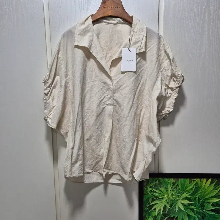 [BUNJANG] Day Beige Short Sleeve Blouse / (타임세일)(새상품)Day 베이지 반팔 블라우스
