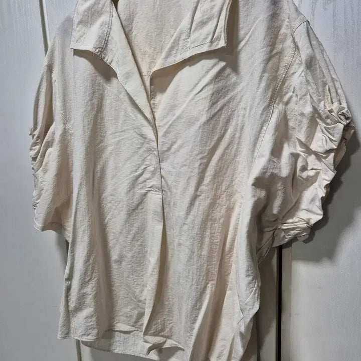 [BUNJANG] Day Beige Short Sleeve Blouse / (타임세일)(새상품)Day 베이지 반팔 블라우스