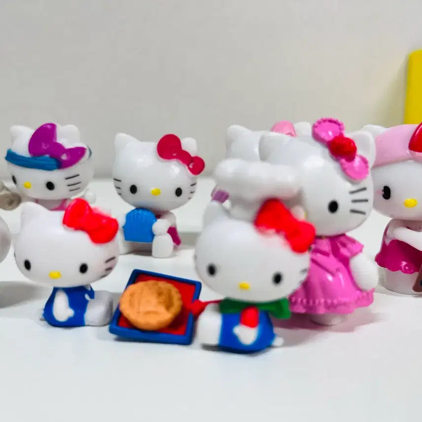 [BUNJANG] Kitty Figure Bundle Set / 키티 피규어 (공뎀 o / 일괄판매)