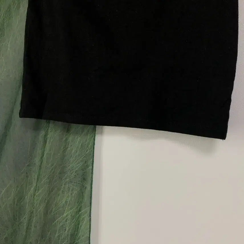[BUNJANG] Rit Kim Ruffle Boat Neck Tee (Black) / 릿킴 ruffle boat neck tee (black)