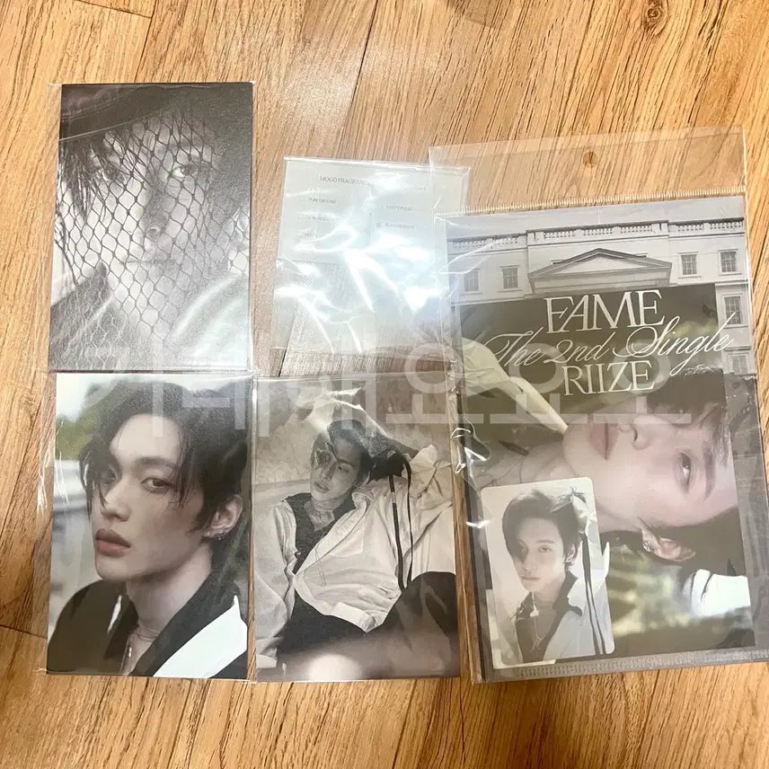 [BUNJANG] RIIZE Wonbin Exhibition Goods Photocard Bundle Set / 라이즈 전시회 원빈 굿즈 포스트카드 포카 세트 일괄양도