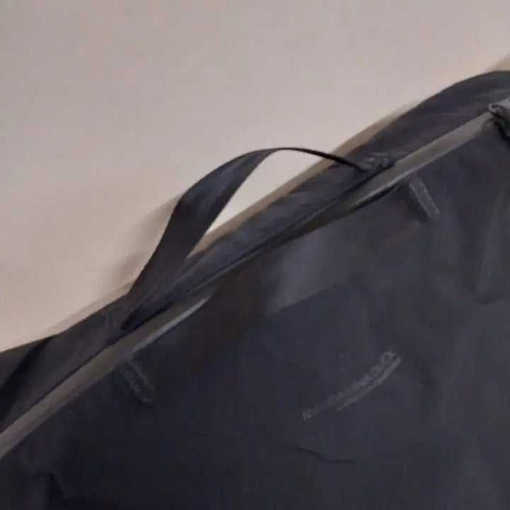 [BUNJANG] Mandarina Duck Fabric Shoulder Bag / 만다리나덕 가방