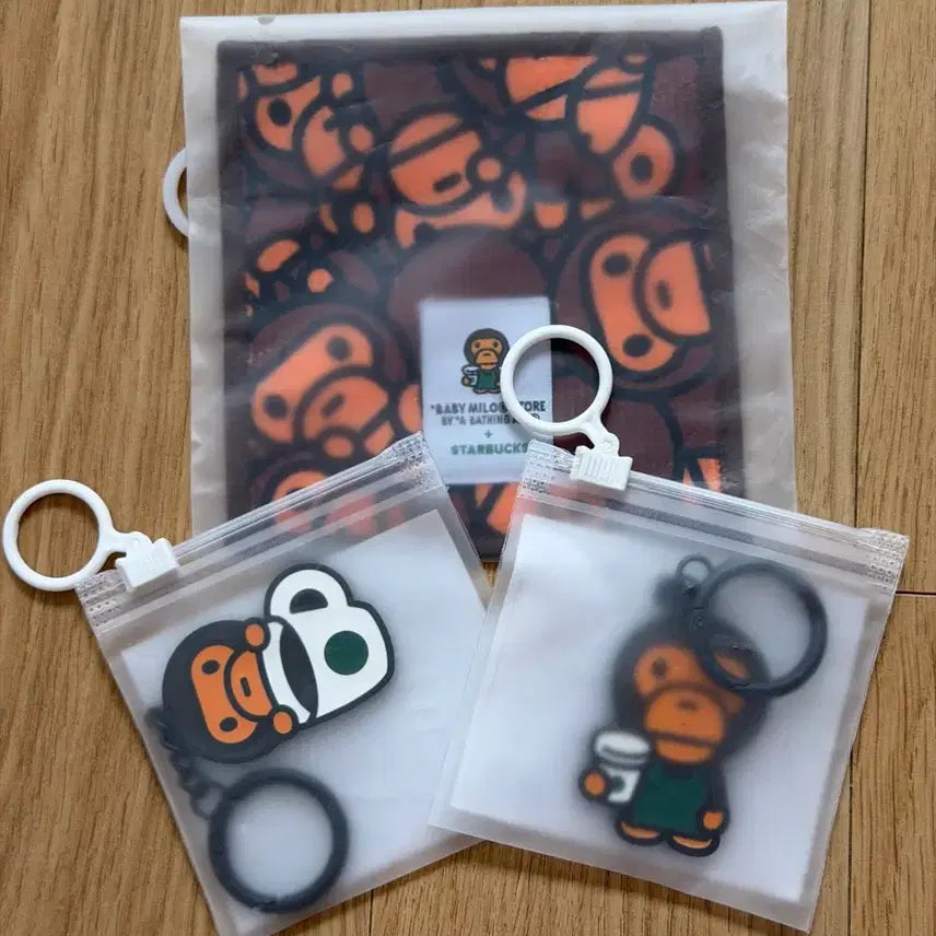 [SOLD OUT] 스타벅스 베이프 마일로 키링 코스터 일괄판매