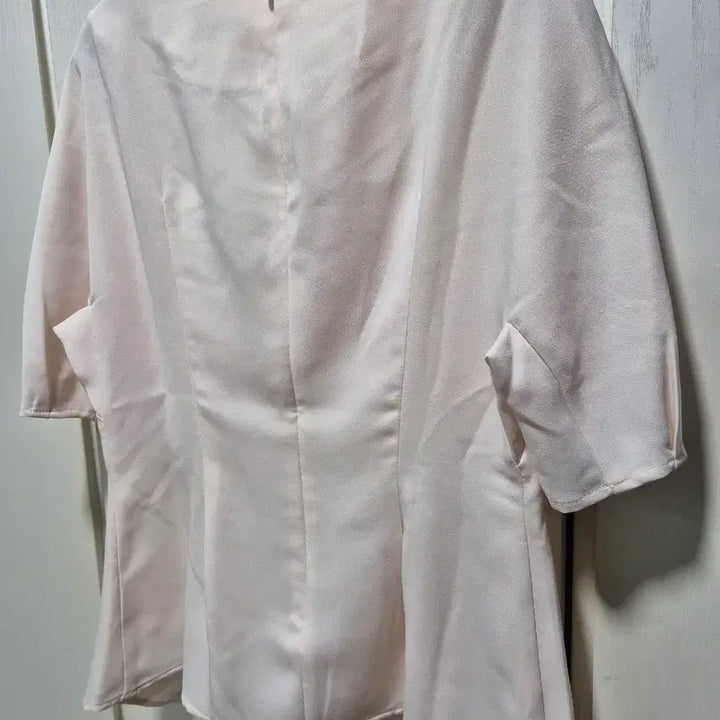 [BUNJANG] Day Ivory Pink Peplum Blouse / (타임세일)(새상품)Day  블라우스 페플럼 아이보리핑크 반팔