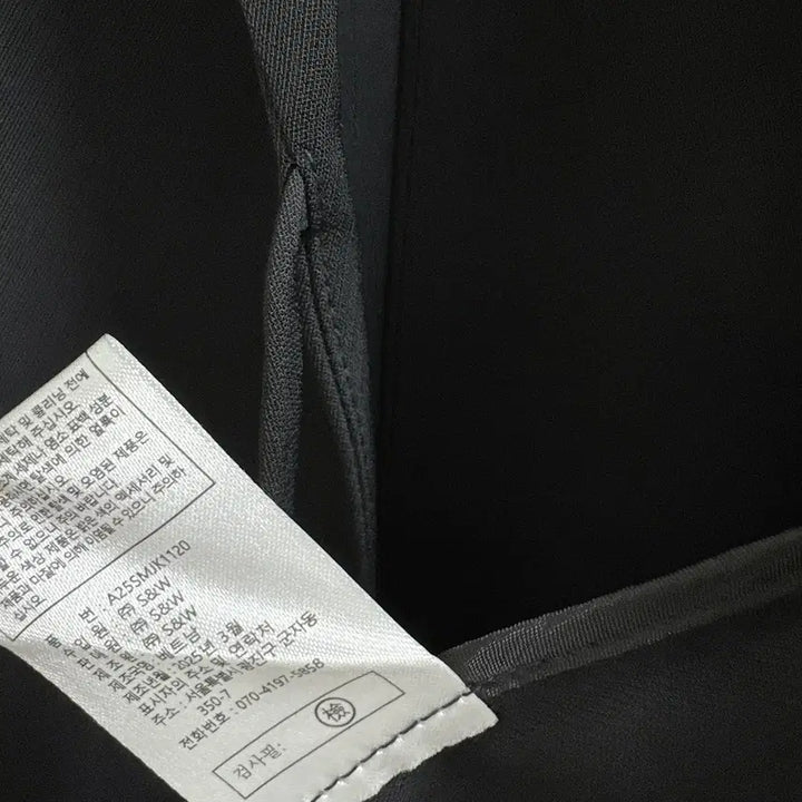 [SOLD OUT] 엣지 블랙 자켓