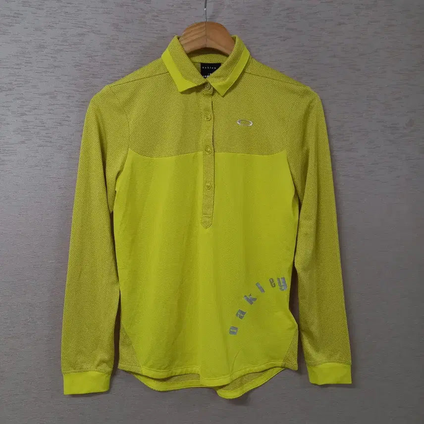 [BUNJANG] Oakley Patterned Polo Shirt (Women&