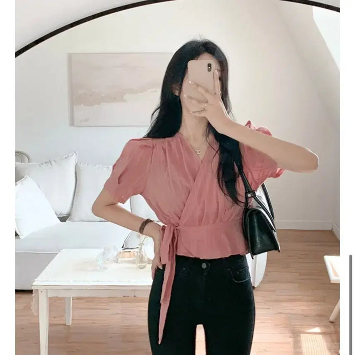 [SOLD OUT] [보관만한새상품] 청순여리 랩 블라우스 프리사이즈 정가 46,700원