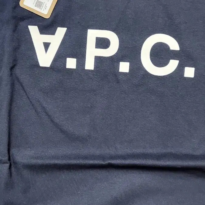 [SOLD OUT] A.P.C. 로고 티셔츠 네이비 L