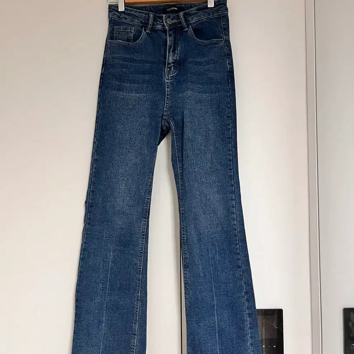 [SOLD OUT] 중청 부츠컷 데님