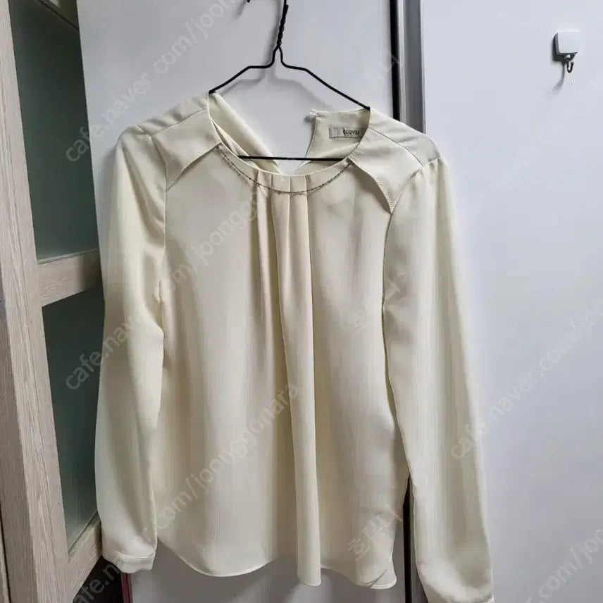 [SOLD OUT] [1번시착만한새제품무방] 클라비스 기본 면접 정장 오피스 블라우스