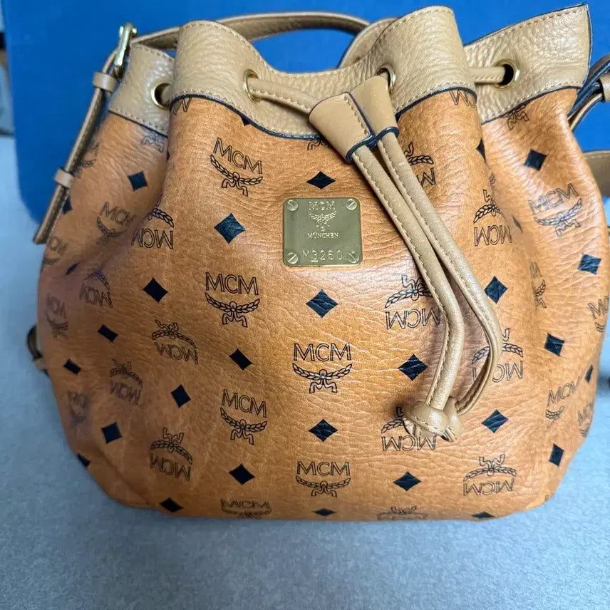 [SOLD OUT] MCM 엠씨엠 드로스트링 버킷백 가방