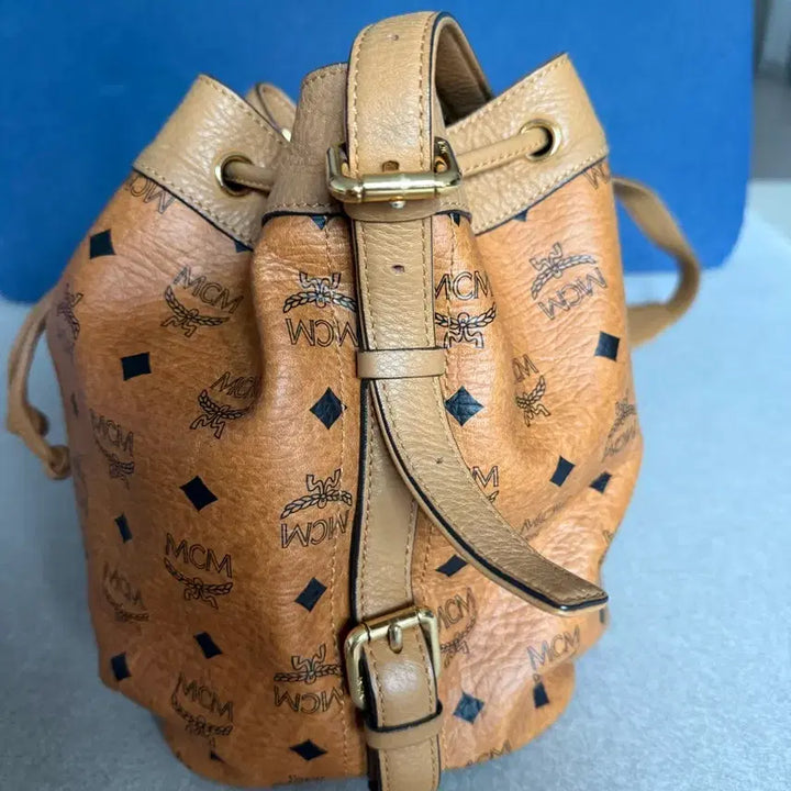 [SOLD OUT] MCM 엠씨엠 드로스트링 버킷백 가방