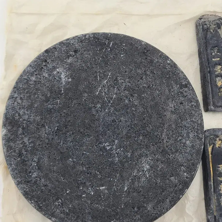 [BUNJANG] Antique Calligraphy Set (Ink Stone &amp; Ink) / 서예 문진 세트 (먹돌 &amp; 먹)