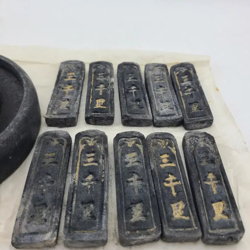 [BUNJANG] Antique Calligraphy Set (Ink Stone &amp; Ink) / 서예 문진 세트 (먹돌 &amp; 먹)