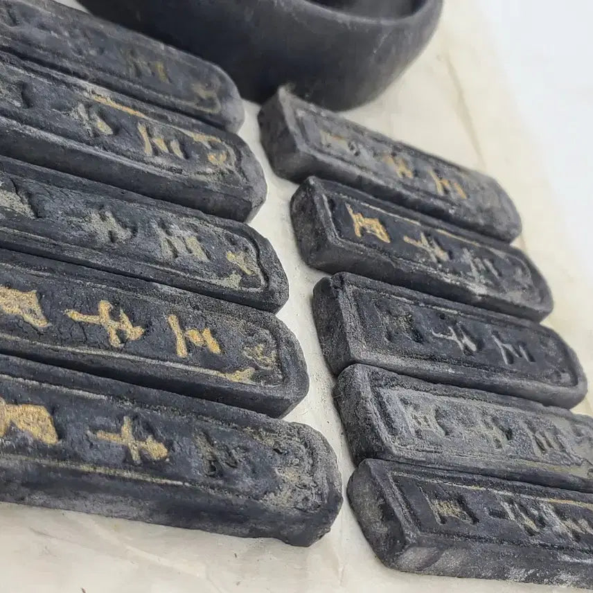 [BUNJANG] Antique Calligraphy Set (Ink Stone &amp; Ink) / 서예 문진 세트 (먹돌 &amp; 먹)