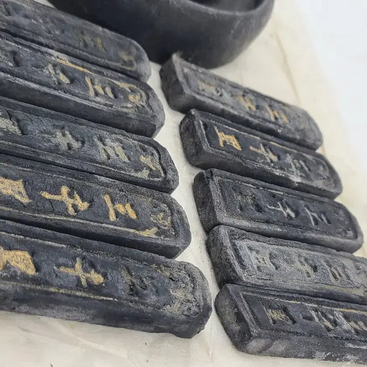 [BUNJANG] Antique Calligraphy Set (Ink Stone &amp; Ink) / 서예 문진 세트 (먹돌 &amp; 먹)