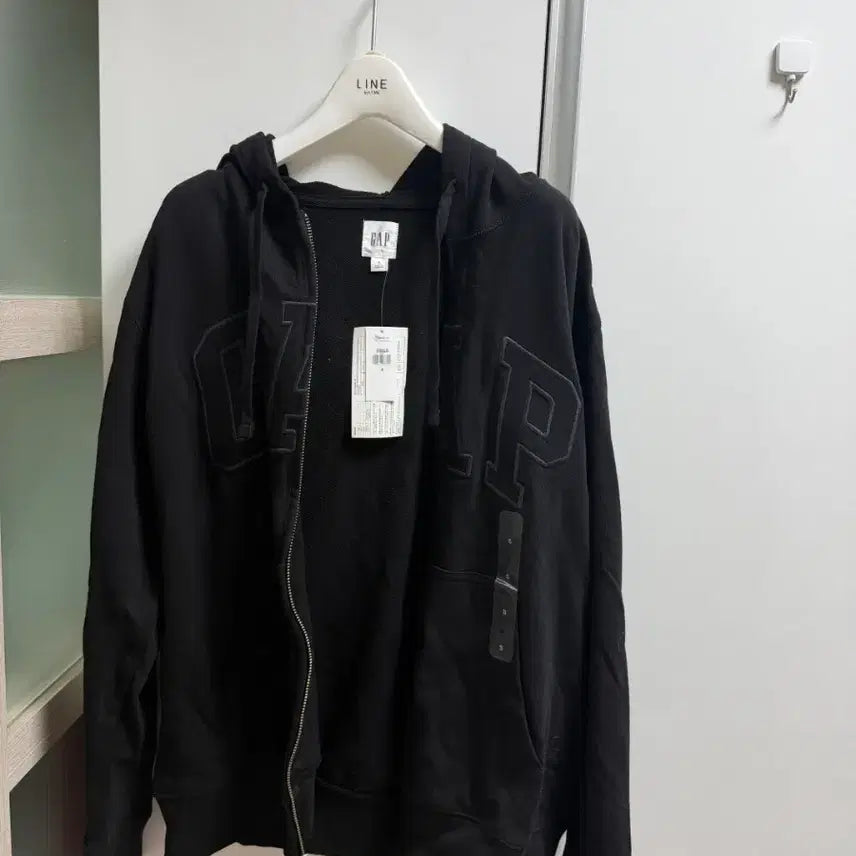 [SOLD OUT] [택있는 새제품]정가 11만5천원 Gap정품 헤리티지 로고 집업 스웨트셔