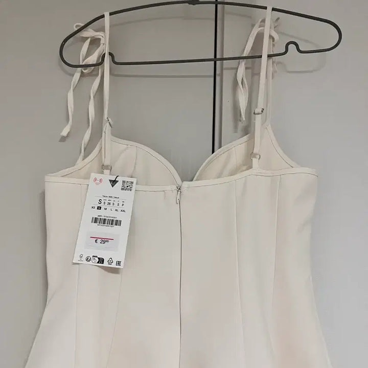 [SOLD OUT] ZARA 뷔스티에 원피스(택 달려있음)