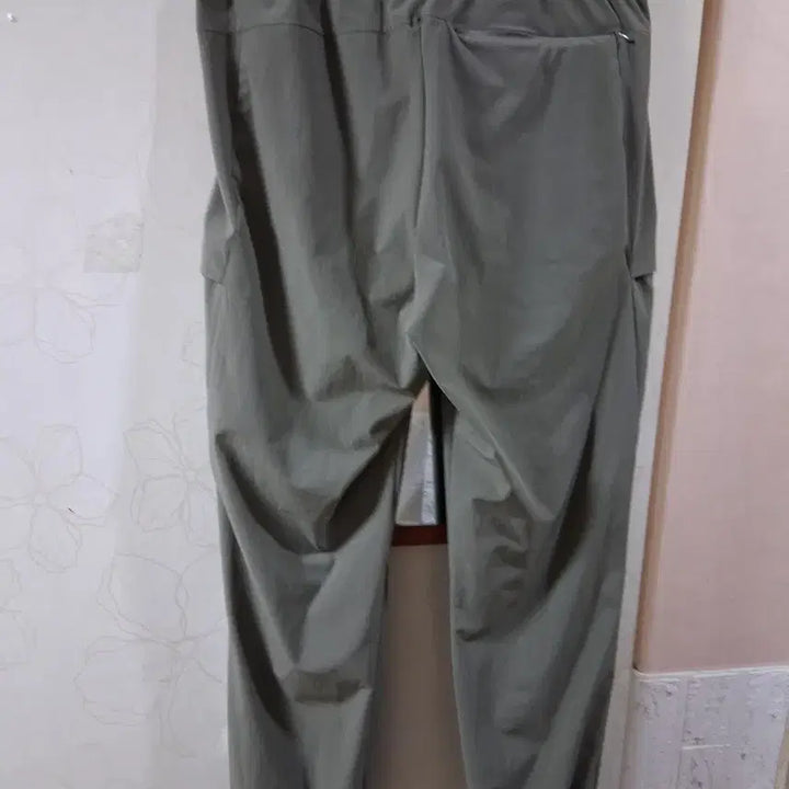 [SOLD OUT] 펠틱스 카키색 카고 조거 팬츠 30~32