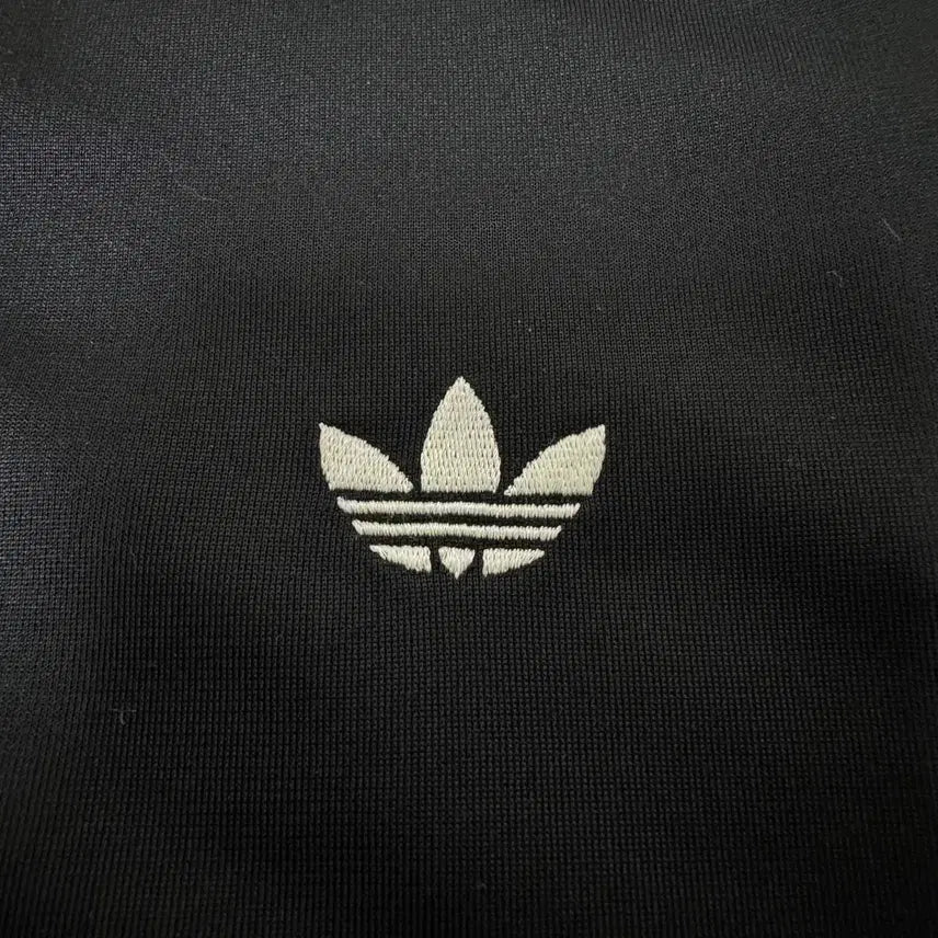 [SOLD OUT] 아디다스 BB 트랙탑 XL 사이즈 블랙 컬러
