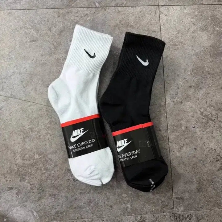 [BUNJANG] Nike Socks (10 Pairs) - Color Selection Available / 나이키양말 10켤레 색상선택가능 12000원