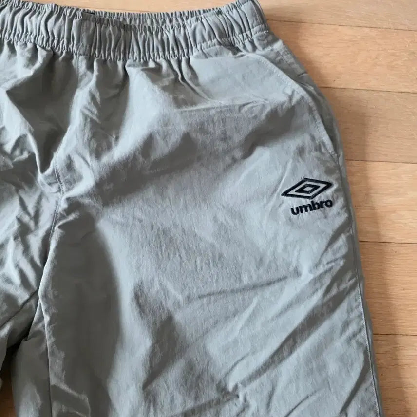 [BUNJANG] Umbro Unisex Jogger Pants (Size S) / 남여공용 엄브로 조거팬츠 70(S)
