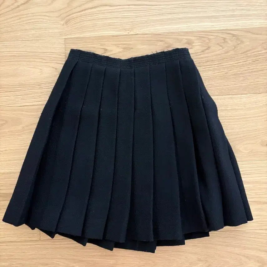 [BUNJANG] Miu Miu Pleated Skirt / 정품 미우미우 플리츠 스커트