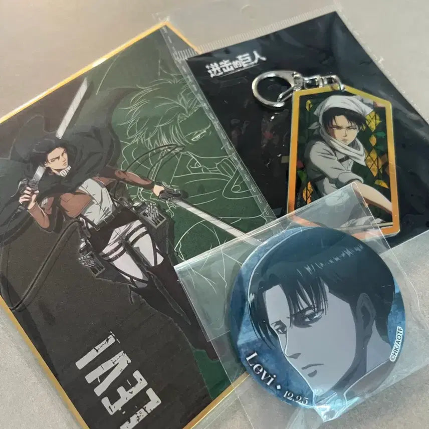 [BUNJANG] Attack on Titan Levi Bundle Set / 진격거 리바이 굿즈 일괄