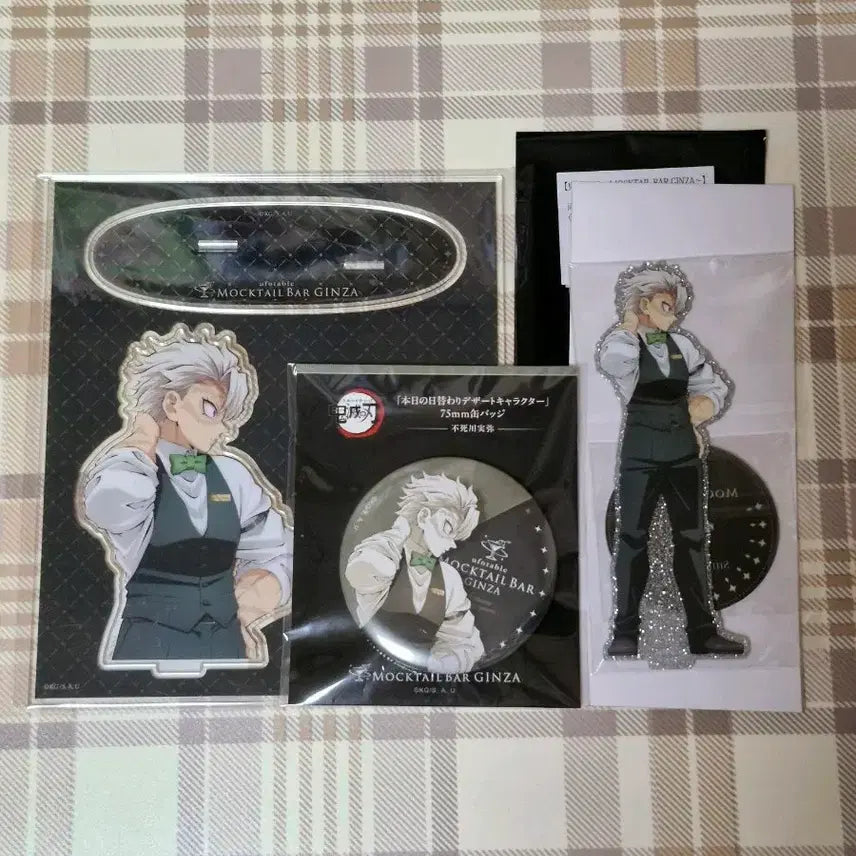 [BUNJANG] Demon Slayer Shinazugawa Sanemi Cocktail Acrylic Standee &amp; Can Badge Bundle Set / [택포10.5] 귀멸의 칼날 시나즈가와 사네미 목테일 아크릴 캔뱃지 일괄