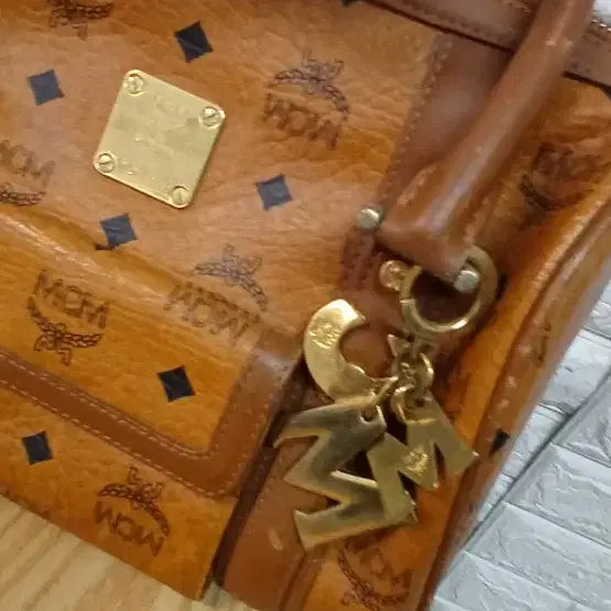 [SOLD OUT] MCM 비세토스 꼬냑 정품