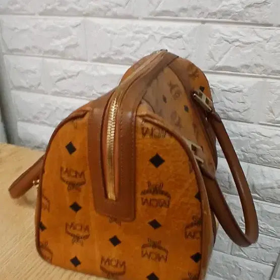[SOLD OUT] MCM 비세토스 꼬냑 정품