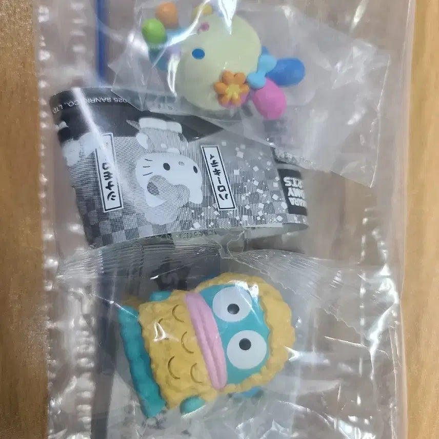 [BUNJANG] Sanrio Hangyodon &amp; Usahana Gacha Bundle Set / 산리오 한교동 튀김 갸챠+우사하나 가챠 팝니다.
