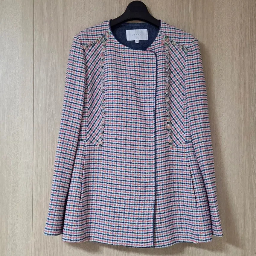 [BUNJANG] On&amp;On Tweed Jacket Pink Spring/Fall Size 2 (55) / (거의새것) 온앤온 (on&amp;on) 봄가을 트위드 자켓