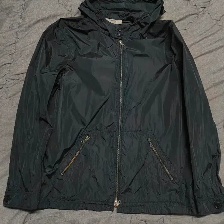 [BUNJANG] Prada Two-Way Nylon Black Hooded Jacket XL / 프라다 투웨이 나일론 블랙 후드 자켓 xl