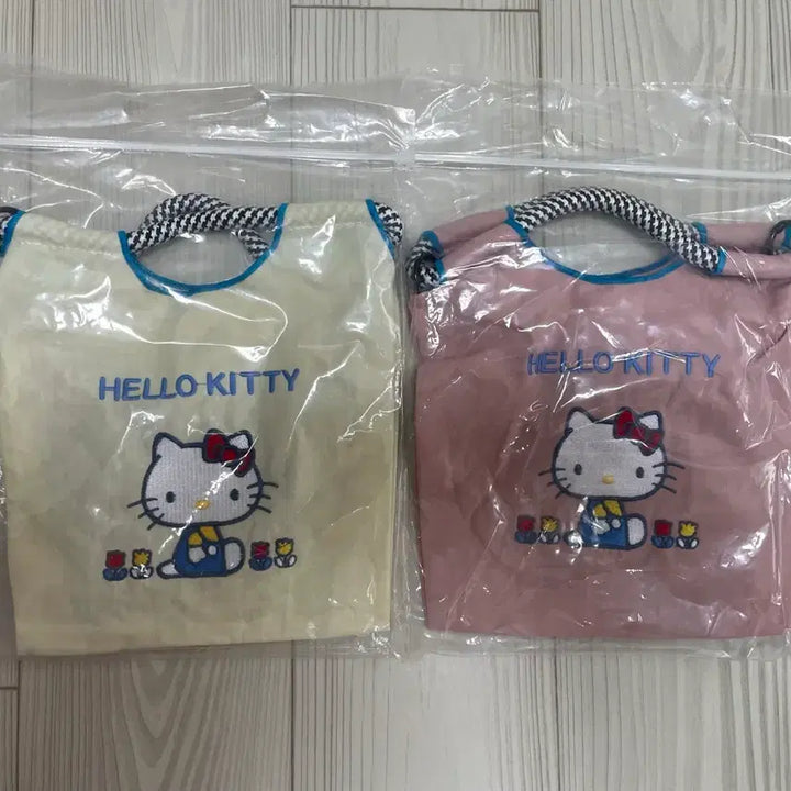 [BUNJANG] Hello Kitty Nylon Lightweight Tote/Shoulder/Cross Bag / 새상품)헬로키티 나일론 경량 토트&amp;숄더&amp;크로스백