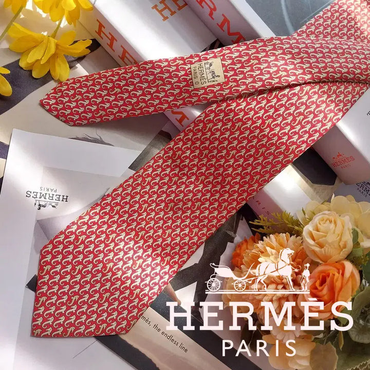 [SOLD OUT] 에르메스 실크 레드 해마 패턴 넥타이 9.0cm A+등급 K2548