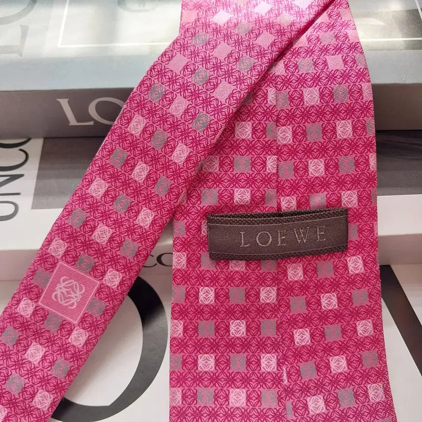 [BUNJANG] Loewe Silk Tie - Pink Pattern 9.8cm / 로에베 실크 핑크 패턴 넥타이 9.8cm A+~A등급 K2508