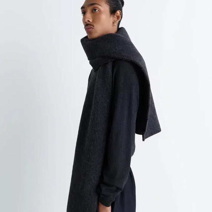 [BUNJANG] Lemaire Cocotte Fluffy Scarf Anthracite / 25FW 르메르머플러! 에토스 얼바닉30 le917 더바넷 포터리 보테가