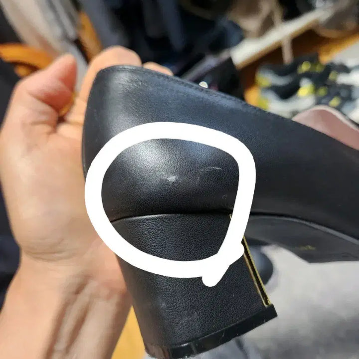 [BUNJANG] MISSOPE Black Platform Heels 240 - 5cm / 미소페  MISSOPE 블랙 통굽 구두-240-굽5센티