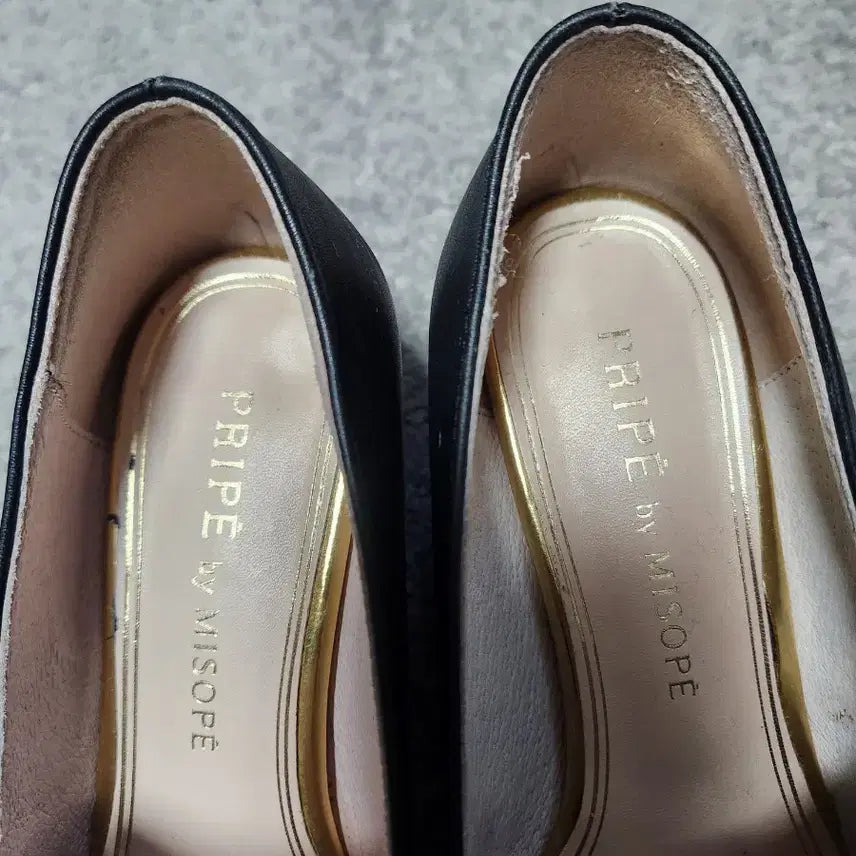 [BUNJANG] MISSOPE Black Platform Heels 240 - 5cm / 미소페  MISSOPE 블랙 통굽 구두-240-굽5센티