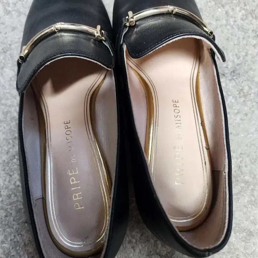 [BUNJANG] MISSOPE Black Platform Heels 240 - 5cm / 미소페  MISSOPE 블랙 통굽 구두-240-굽5센티