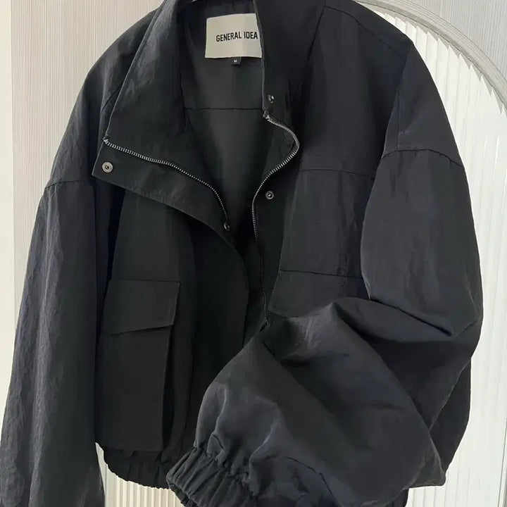 [SOLD OUT] 제네럴아이디어 간절기 세미크롭 자켓