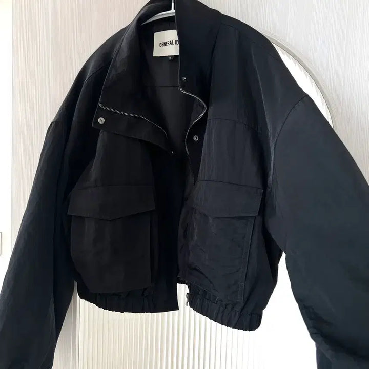 [SOLD OUT] 제네럴아이디어 간절기 세미크롭 자켓