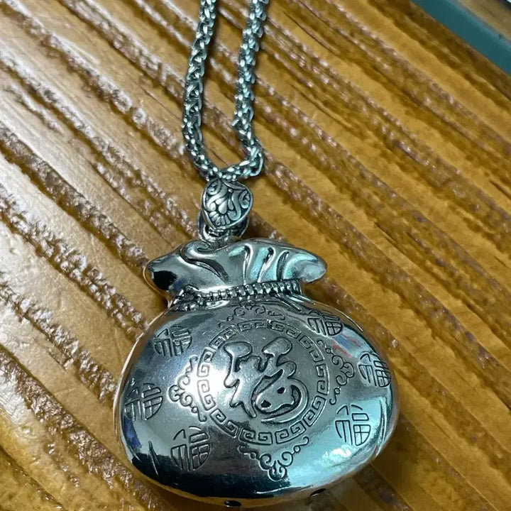 [BUNJANG] Buddha Lucky Pouch Necklace for Health, Fortune, and Happiness / 부처님 행운의 복주머니 목걸이 건강 행운 행복 좋은의미 목걸이