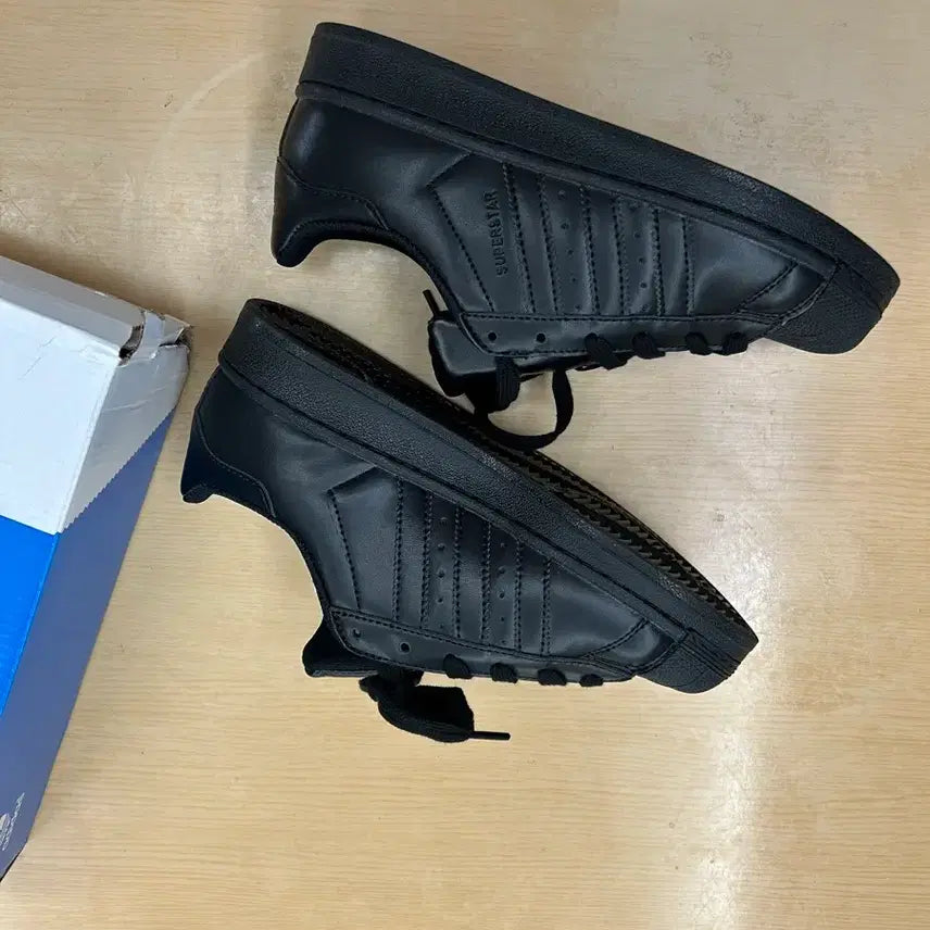 [BUNJANG] Adidas Superstar Black Sneakers / (새상품) 245 아디다스 슈퍼스타 블랙